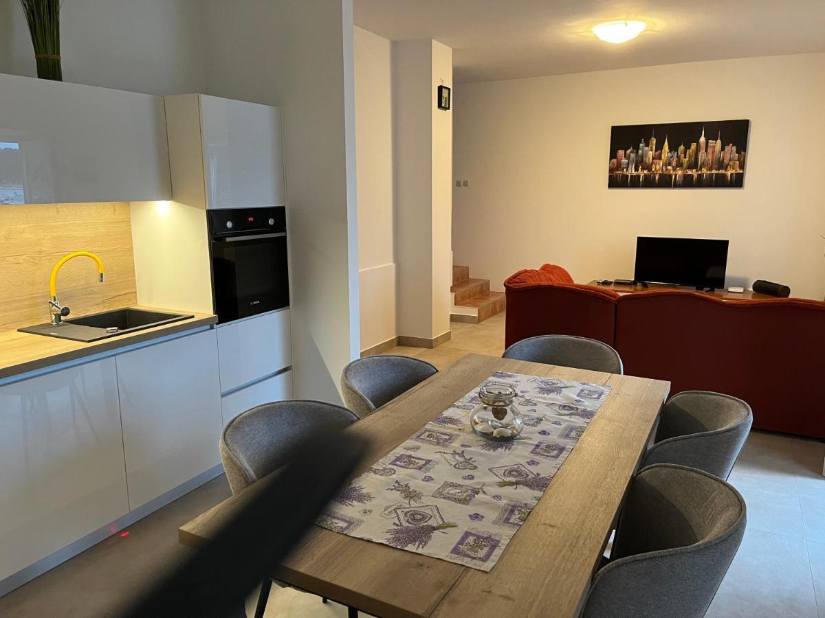 Вилла House Ema Barbat na Rabu Экстерьер фото