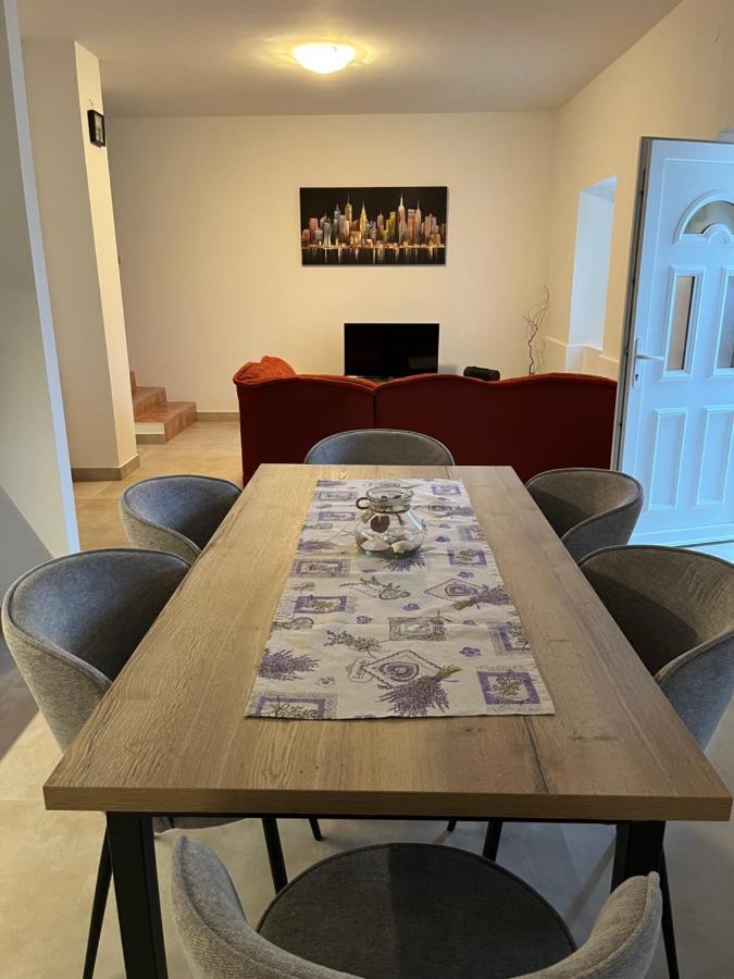 Вилла House Ema Barbat na Rabu Экстерьер фото